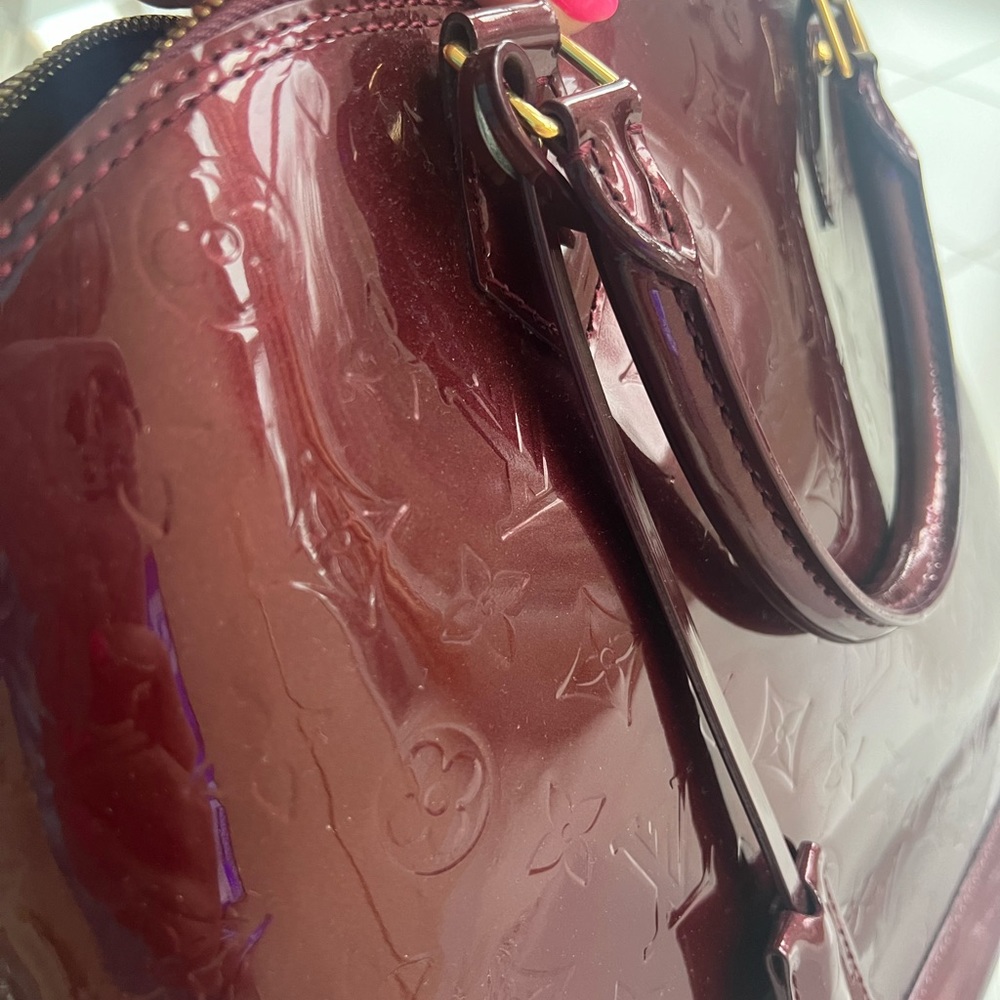 LV tote bag
